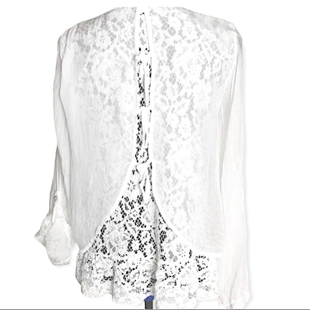 Tempo Paris White Lace-Back Peasant Top
